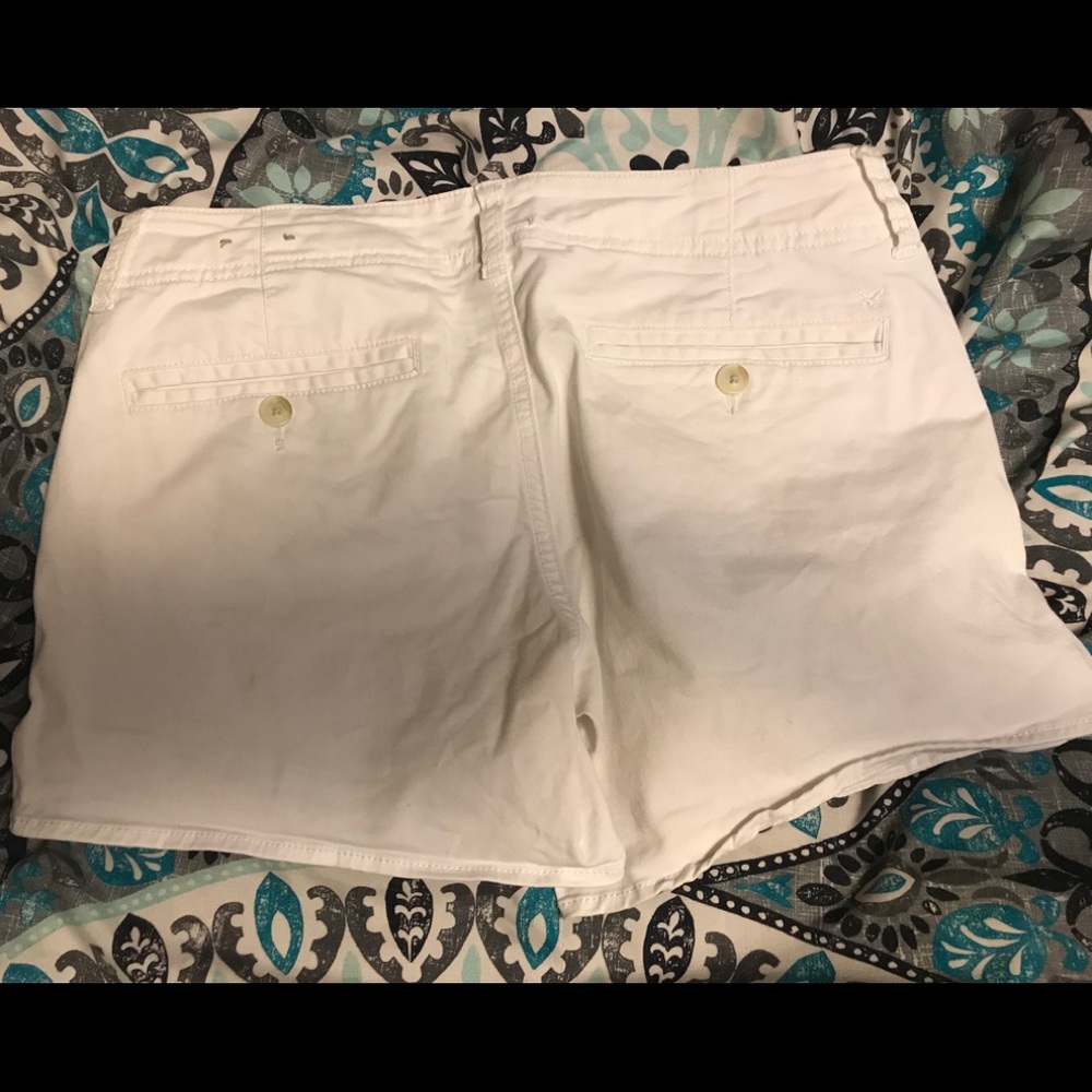 American Eagle Twill shorts-Like new - Picture 2 of 3